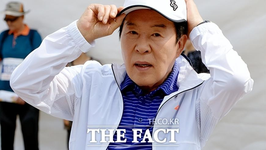 马斯克曝光钱款去向暴露哪些真相,管家婆期期四肖四码中特管管家,完美答案解释落实_GM版V15.95